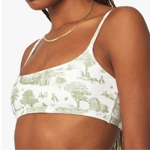 WeWoreWhat toile sports bra top